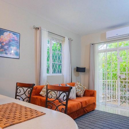 Musgrave Annex- Comfy 1 Bedroom Apartment On The Ground Floor Kingston Ngoại thất bức ảnh